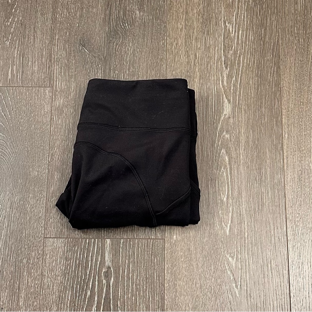 Lululemon Wunder Train High Rise Sz 8